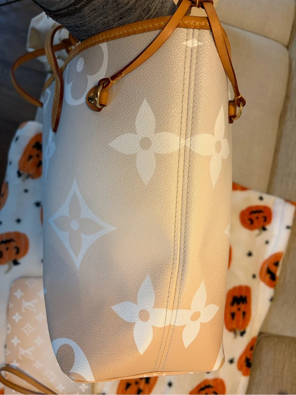 Louis Vuitton BY THE POOL BRUME 2021 with POUCH